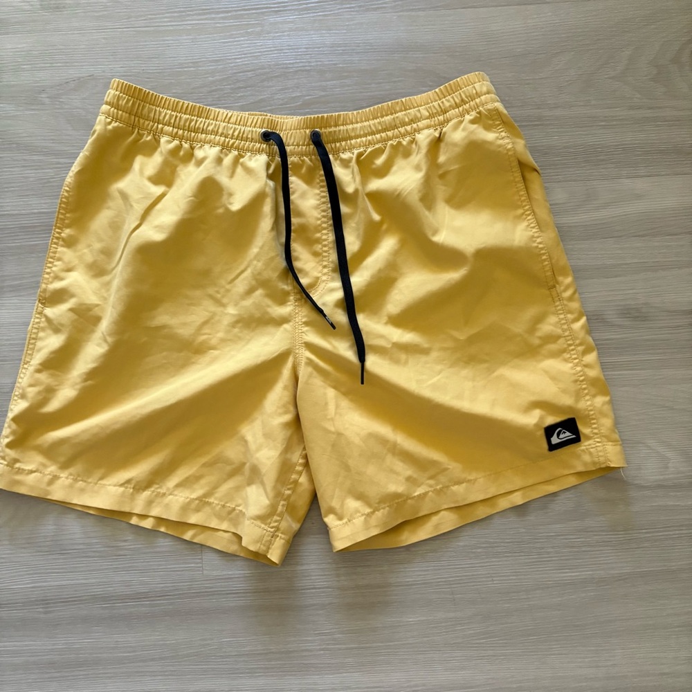 Quiksilver Volley Hybrid Shorts Mens Size: M
